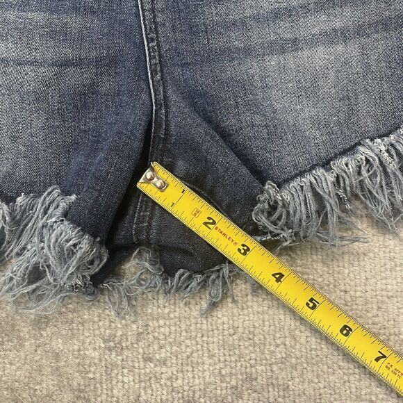 Altar'd State Shorts Womens 26/3 Blue Denim Jean Shorts Cut Off Fringe Stretch - Picture 5 of 6